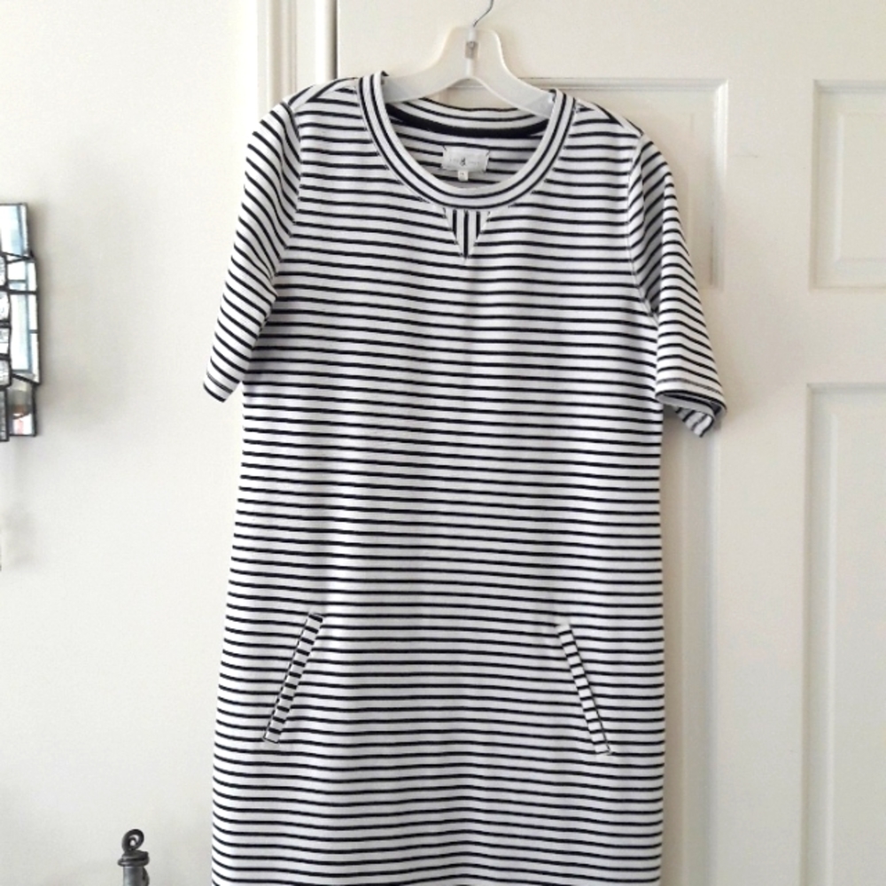 Lou & Grey Striped T Shirt Dress